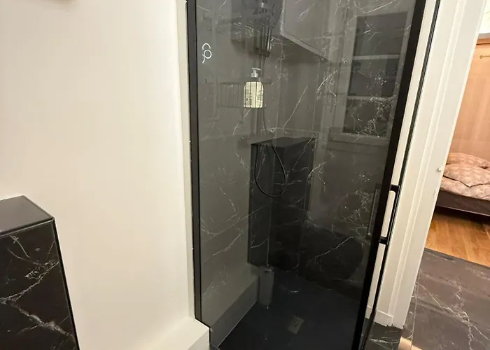 Le Rossignol 1 Er Etage * Avranches