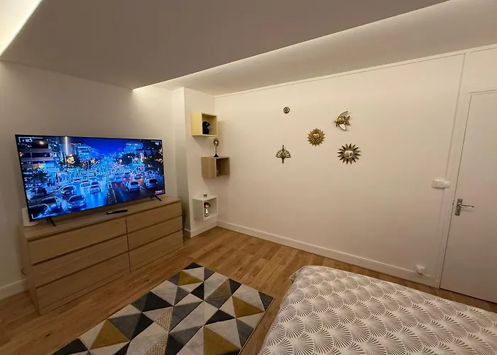 Le Rossignol 1 Er Etage *