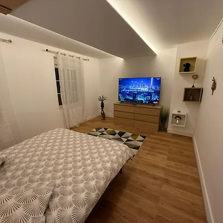 Le Rossignol 1 Er Etage Apartment *